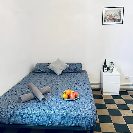 Bed & Breakfast Banys Nous 4 *