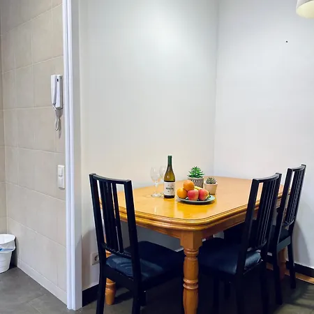 Alojamento de Acomodação e Pequeno-almoço Banys Nous 4 *